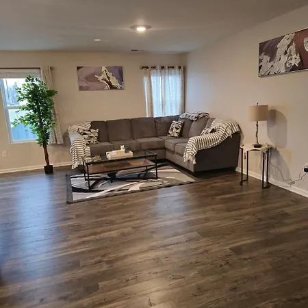 Elizabethtown Charm Villa